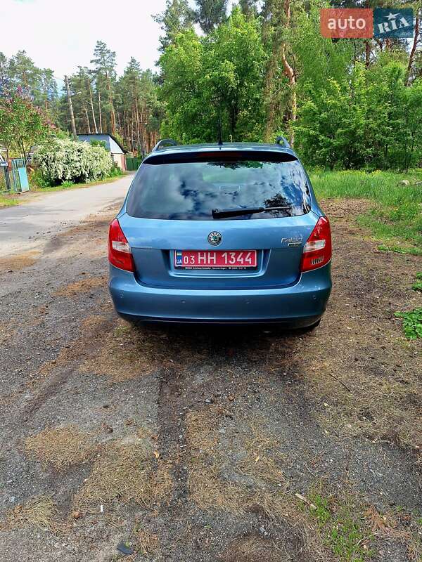 Універсал Skoda Fabia 2009 в Києві