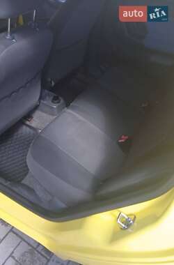 Хетчбек Skoda Fabia 2008 в 