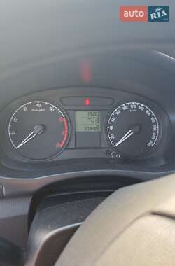 Хэтчбек Skoda Fabia 2009 в 