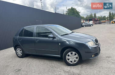 Хетчбек Skoda Fabia 2007 в 