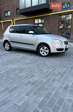 Хэтчбек Skoda Fabia 2007 в Полтаве