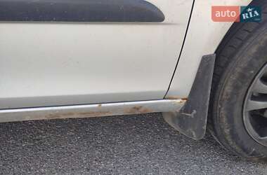 Хэтчбек Skoda Fabia 2008 в 