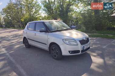 Хэтчбек Skoda Fabia 2008 в 