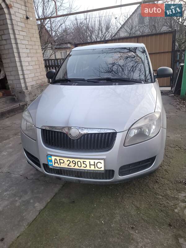Хетчбек Skoda Fabia 2008 в Запоріжжі