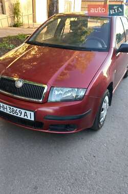 Хэтчбек Skoda Fabia 2006 в 