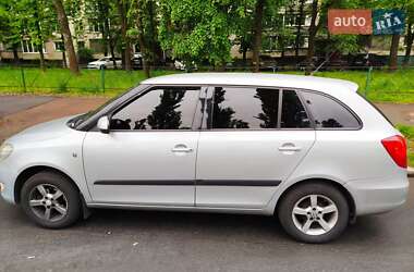 Універсал Skoda Fabia 2010 в 