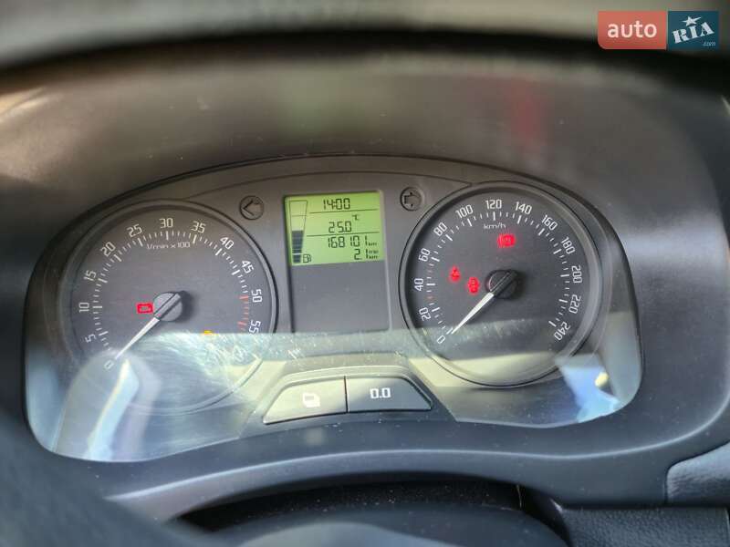 Универсал Skoda Fabia 2010 в Запорожье