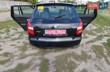 Хэтчбек Skoda Fabia 2007 в 