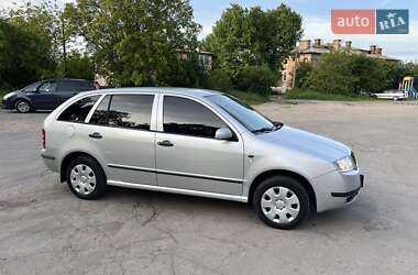 Универсал Skoda Fabia 2002 в 
