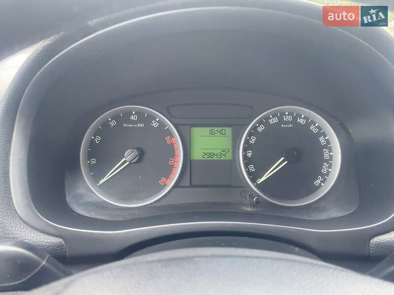 Універсал Skoda Fabia 2008 в Тернополі