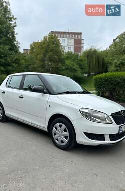 Хэтчбек Skoda Fabia 2013 в 