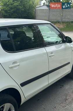 Хэтчбек Skoda Fabia 2008 в 