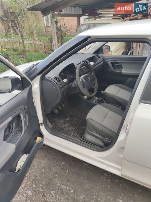 Хетчбек Skoda Fabia 2013 в Львові