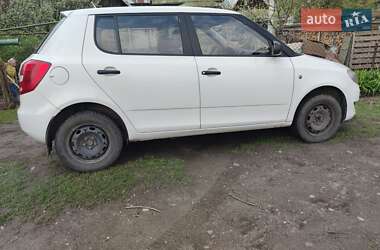 Хэтчбек Skoda Fabia 2013 в 
