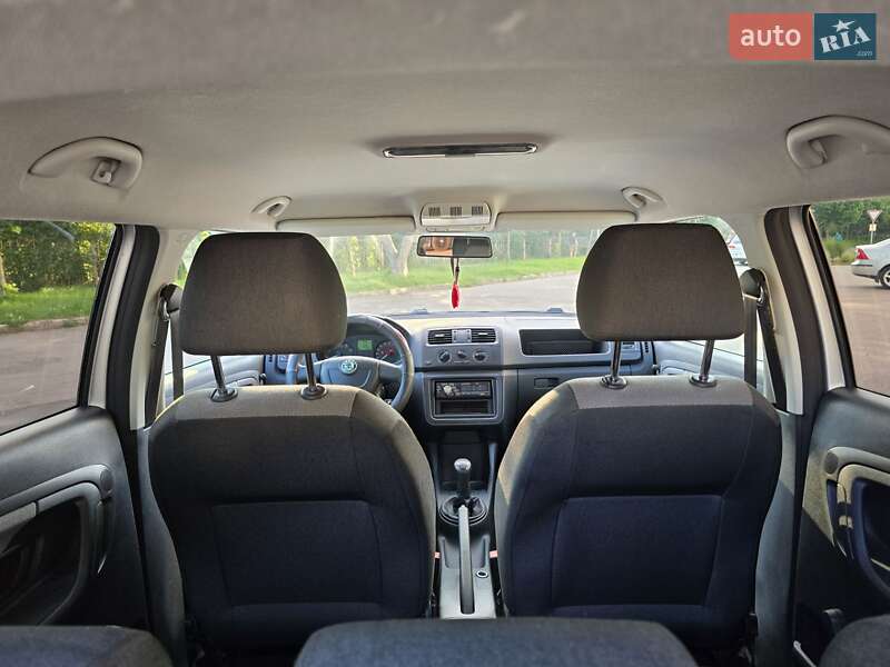 Хэтчбек Skoda Fabia 2012 в Мукачево
