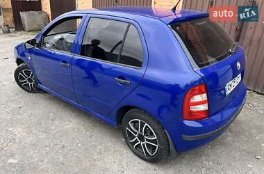Хэтчбек Skoda Fabia 2004 в Житомире