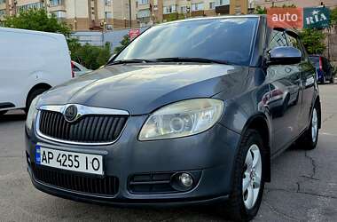 Хетчбек Skoda Fabia 2008 в Запоріжжі
