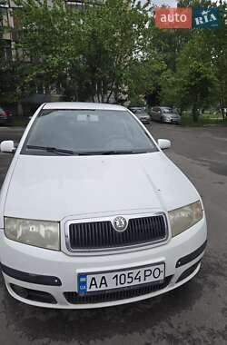 Хэтчбек Skoda Fabia 2006 в Киеве