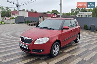 Хэтчбек Skoda Fabia 2008 в Львове