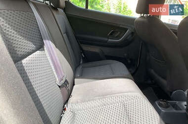 Хетчбек Skoda Fabia 2012 в 