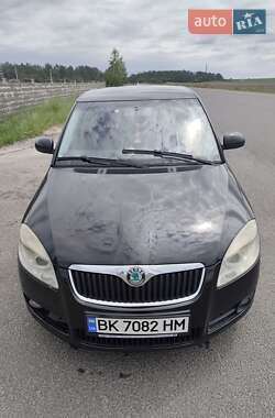 Хетчбек Skoda Fabia 2007 в Винниках