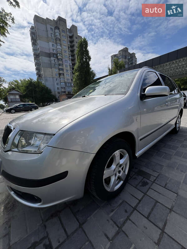 Універсал Skoda Fabia 2007 в Хмельницькому