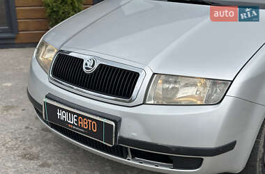 Хэтчбек Skoda Fabia 2002 в 