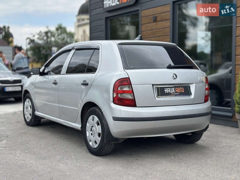 Хетчбек Skoda Fabia 2002 в Шептицькому
