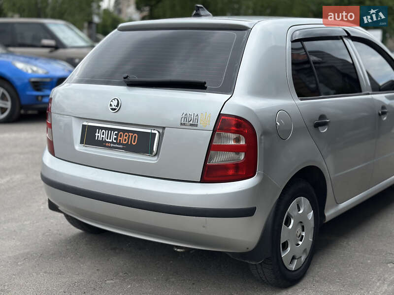Хетчбек Skoda Fabia 2002 в Шептицькому