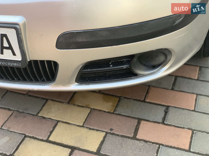 Хетчбек Skoda Fabia 2007 в Рокитному