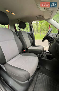 Хэтчбек Skoda Fabia 2014 в 