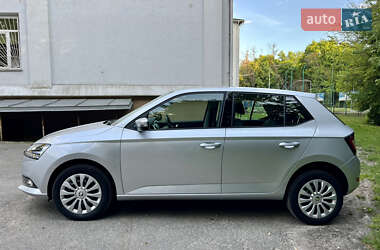 Хэтчбек Skoda Fabia 2019 в 