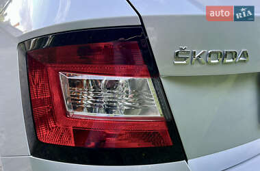 Хэтчбек Skoda Fabia 2019 в 