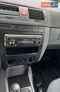 Універсал Skoda Fabia 2001 в 
