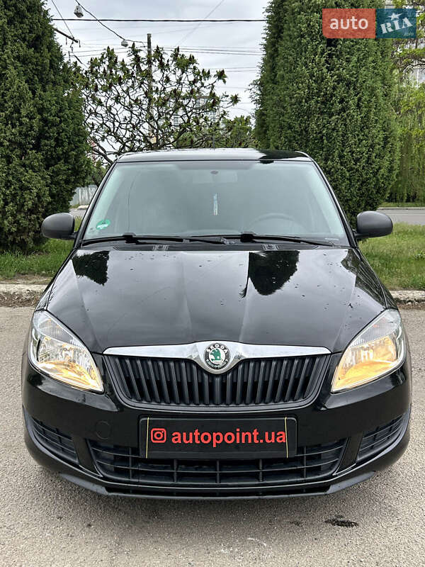 Хетчбек Skoda Fabia 2010 в Сумах