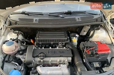 Хетчбек Skoda Fabia 2011 в 