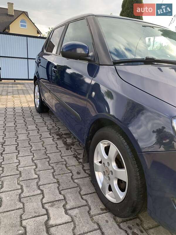 Хэтчбек Skoda Fabia 2011 в Ковеле