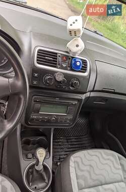 Хэтчбек Skoda Fabia 2008 в 