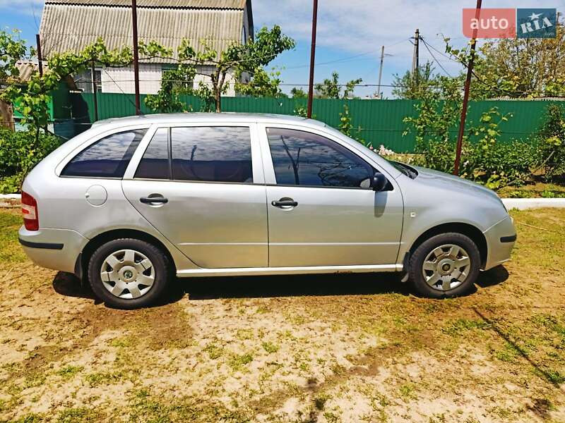 Универсал Skoda Fabia 2007 в Киеве
