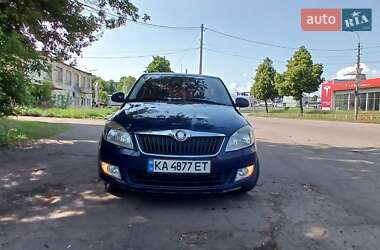 Хэтчбек Skoda Fabia 2010 в 