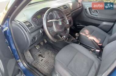Хэтчбек Skoda Fabia 2010 в 