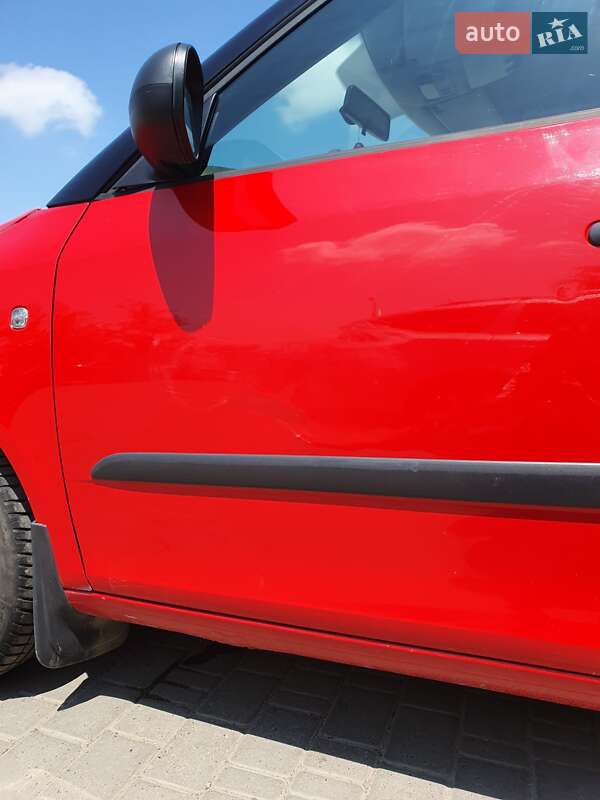 Універсал Skoda Fabia 2008 в Чернівцях