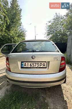 Хэтчбек Skoda Fabia 2001 в 