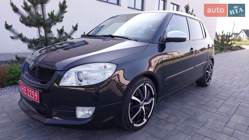 Хетчбек Skoda Fabia 2009 в Луцьку