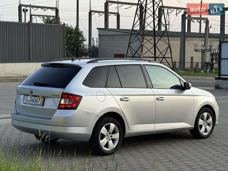 Универсал Skoda Fabia 2016 в Луцке