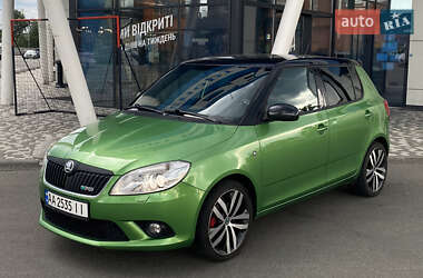 Хэтчбек Skoda Fabia 2010 в Киеве