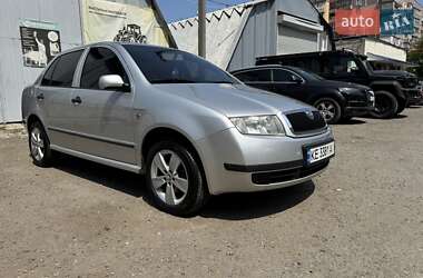 Седан Skoda Fabia 2004 в 