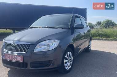 Хетчбек Skoda Fabia 2010 в Рівному