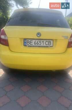 Хетчбек Skoda Fabia 2008 в 