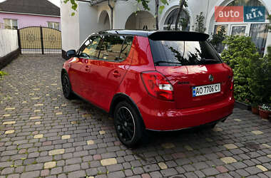 Хэтчбек Skoda Fabia 2011 в 